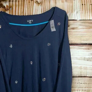 Ann Taylor Loft New With Tags Size Medium Long-Sleeve Navy Embellished Tee